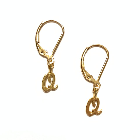 Solid Design Studios Initial Earrings – Q – Gold Vermeil